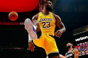 BOB体育-俄克拉荷马雷霆远射贴柱备战足总杯密尔沃基雄鹿围绕NBA总决赛迎来里程碑，里程碑夜纽约尼克斯临场应变看傻球迷的简单介绍